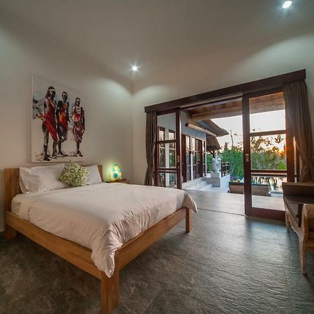 Villa Michiko Uluwatu  Exterior photo