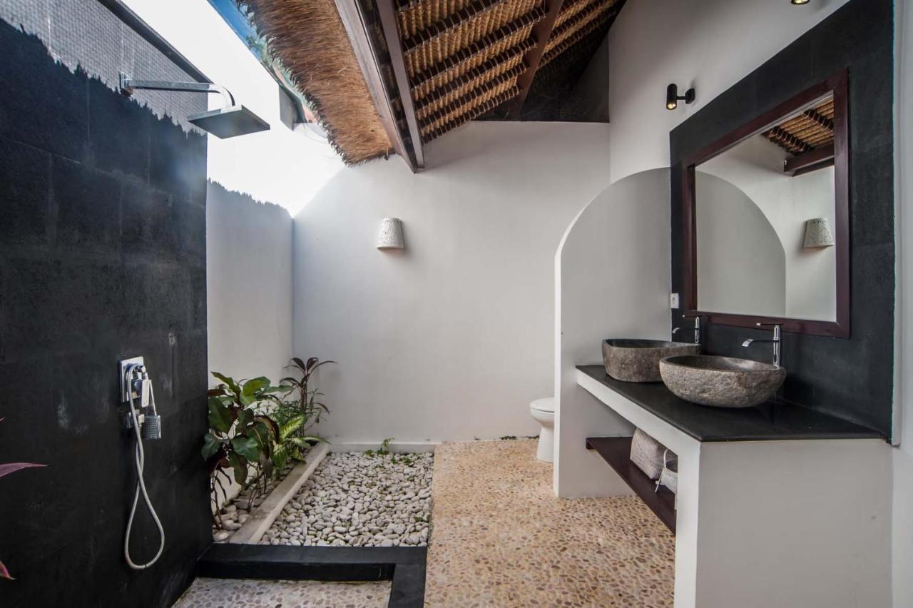 Villa Michiko Uluwatu  Exterior photo