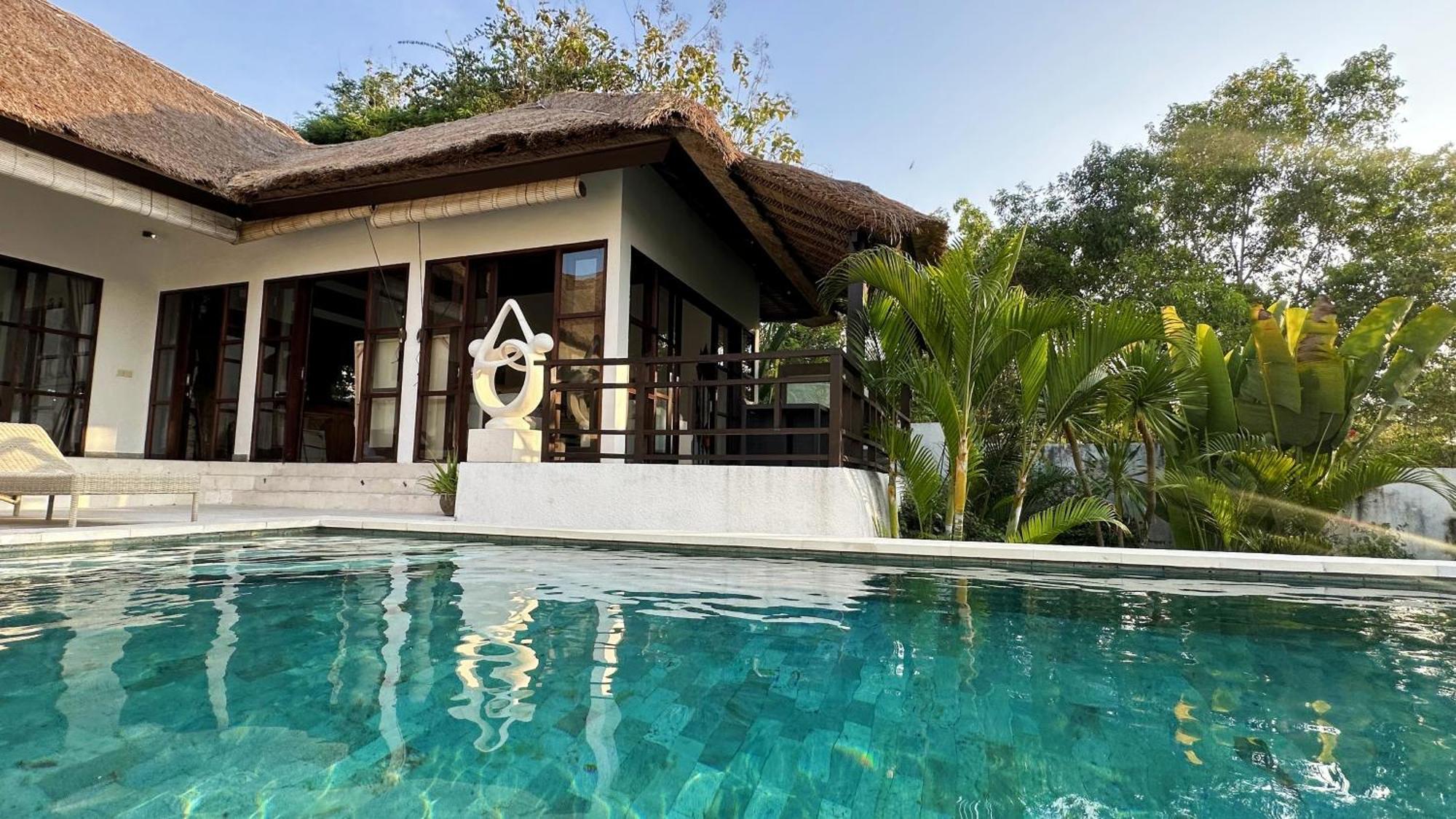 Villa Michiko Uluwatu  Exterior photo
