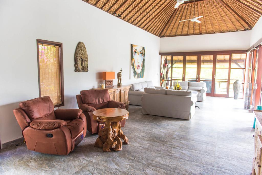 Villa Michiko Uluwatu  Exterior photo
